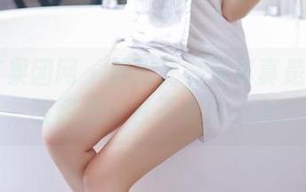 GIRLT果团网 – 这组秘书写真真是辣眼睛，酸酱兔一言不合就上天！