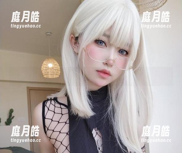 精选图库：沉默之中，K酱的学姐悄悄开壁咚