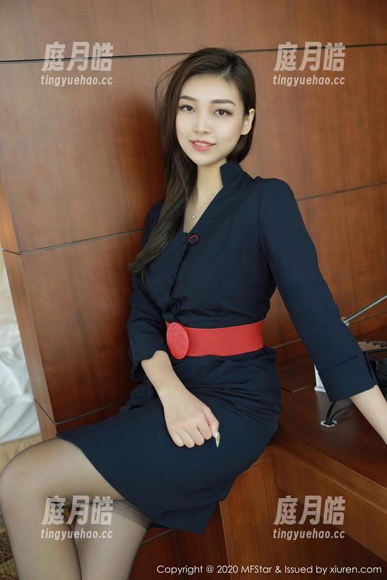 MFStar模范学院 - 阁楼里的徐微微mia，私房图集：比基尼，扎心的自信展现！