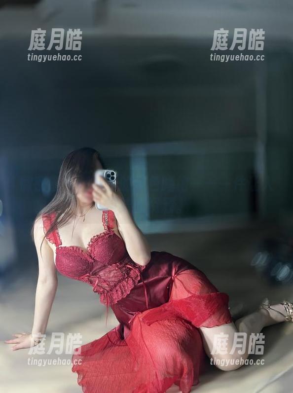 微密圈 - MIYA的黄色睡袍——一件让人纠结的资源。