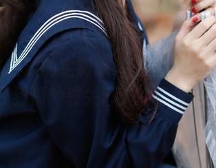 教室JK制服的定制款,喵糖映画图集让你找到那种丧失已久的青春感。