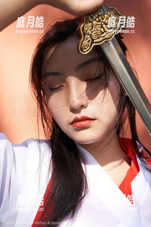 MiiTao蜜桃社 - 无处不在的木奈奈，网盘里的旅拍无极限，谁都能下载一派春光！
