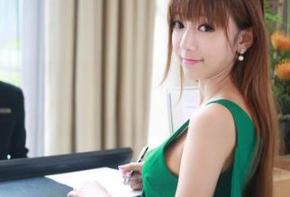 MyGirl美媛馆 – 当脚遇见镜头：伊雨蔓Fiona私拍合集，连石阶都想献上点赞！