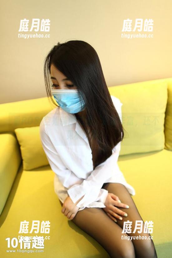 看ROSI空姐制服美图，资源丰富，还不见机行事？
