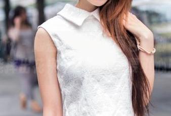 TuiGirl – 陆瓷美脚最新图包：脚丫子也能摔出花来，跷起腿来要小心！