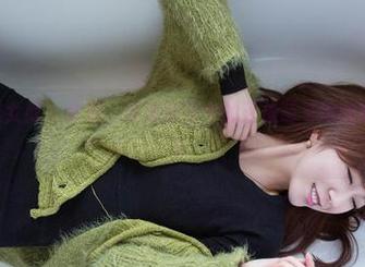 TuiGirl推女郎 – 大胆，高清套图中的王依萌与她的某个双胞胎！