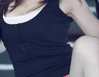 UGirls尤果网 – 黑色，夏倪可ella，和一张让人心动的原图，完美组合
