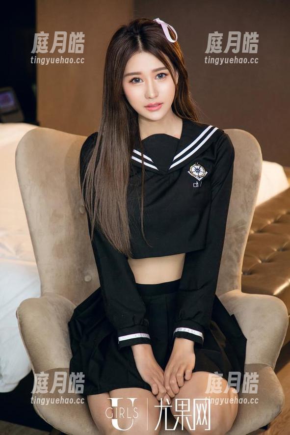 UGirls尤果网-景思晴 UGirls尤果网 - 啊哈,景思晴的免费裸足照片,不用买票就能感受到那种无拘无束的灵动。