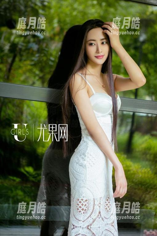 UGirls尤果网 - 赵娜娜免费护士套图，穿着白大褂的朦胧世界。