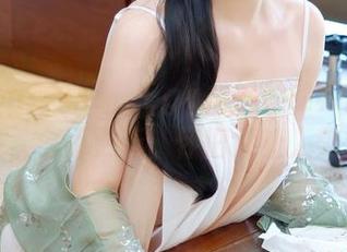 Xiuren秀人网 – Egg尤妮丝的校服印记合集，全面更新，怀旧又让人莞尔。