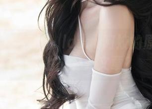 Xiuren秀人网 – laura阿姣的原图:小秘书也能有大文章?