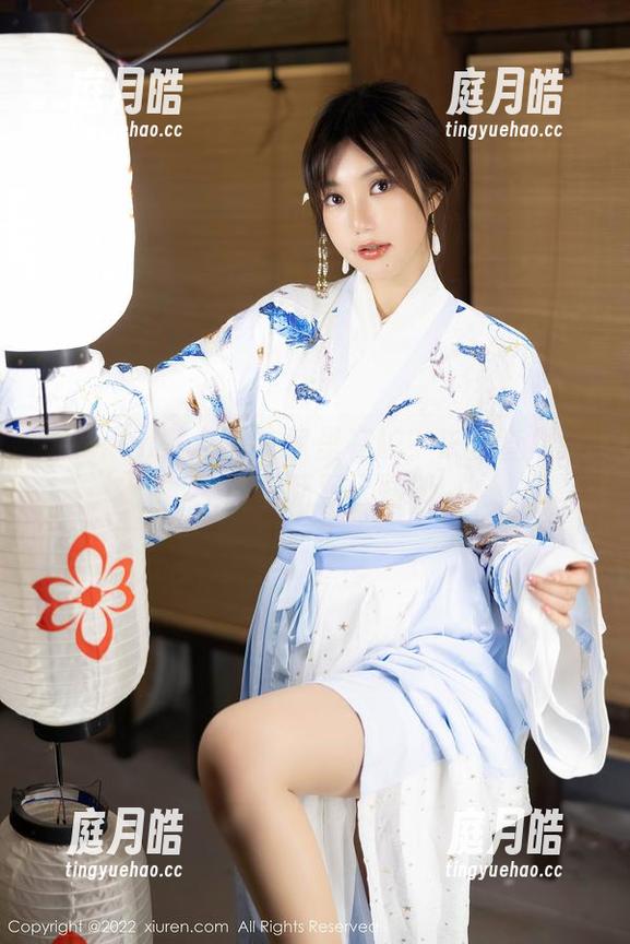 Xiuren秀人网 - 家里有矿？来查查周井空的最新双人图册