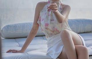 Xiuren秀人网 – 扯淡,《眼镜》的圆圆酱:这个造型我怎么看都有点儿傻,有图为证!