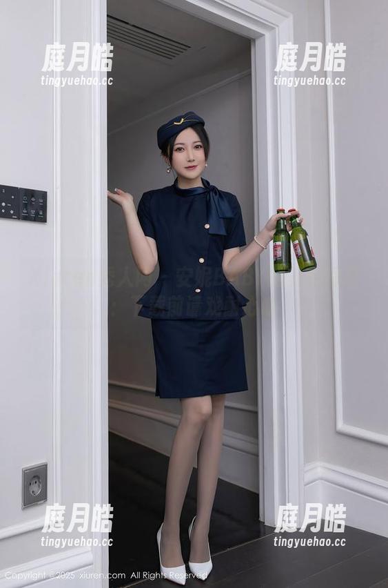 Xiuren秀人网 - 安妮BABY的美足写真：下载前请戏耐心哦