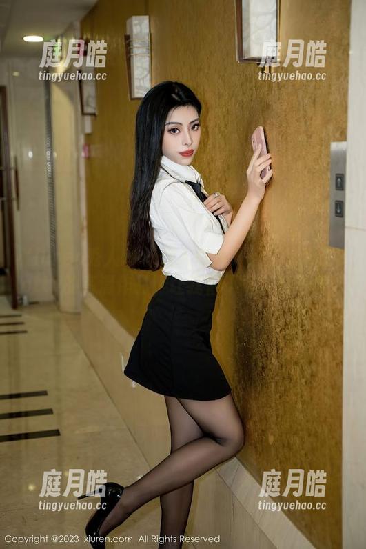 Xiuren秀人网-徐莉芝Botty Xiuren秀人网 - 双人模式开启:徐莉芝Botty的高清作品,让我恨不得手抖一波!