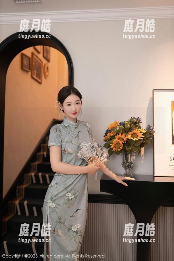 Xiuren秀人网-杏子Yada Xiuren秀人网 - 在线看杏子Yada:校园美图,明明只是课本,却让人忍不住想偷瞥
