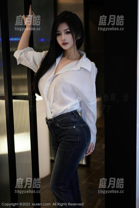Xiuren秀人网 - 林文文的肉丝合集，分享完之后是不是又涨知识了？