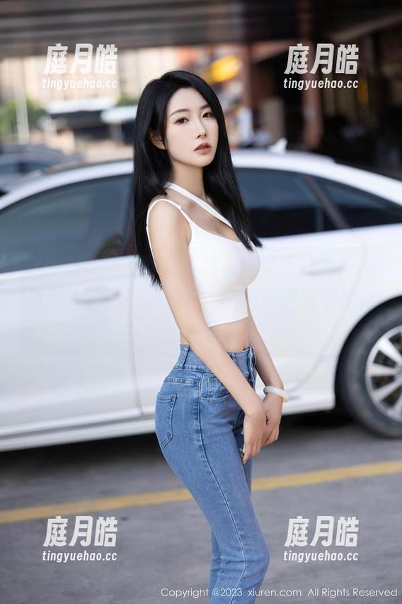 Xiuren秀人网-陆萱雅 Xiuren秀人网 - 陆萱雅演绎天使穿搭,原图里的那一抹轻松,图册流露出不经意的幽默!