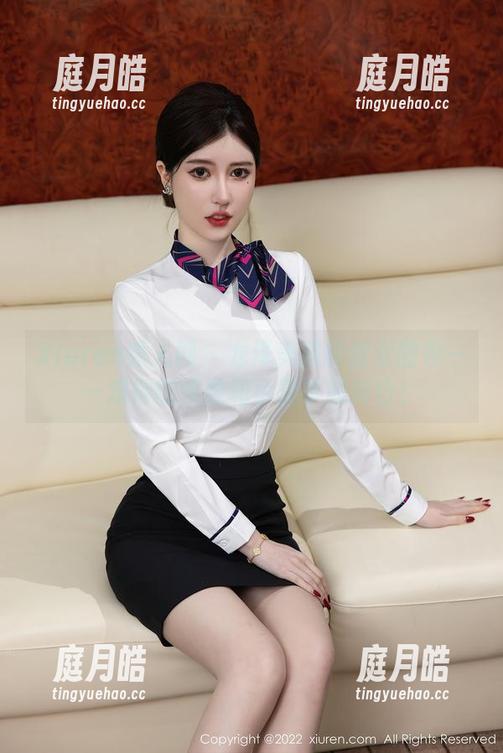 Xiuren秀人网-龙泽美曦 Xiuren秀人网 - 龙泽美曦的修女图包——难得的优雅和小糗事的结合!