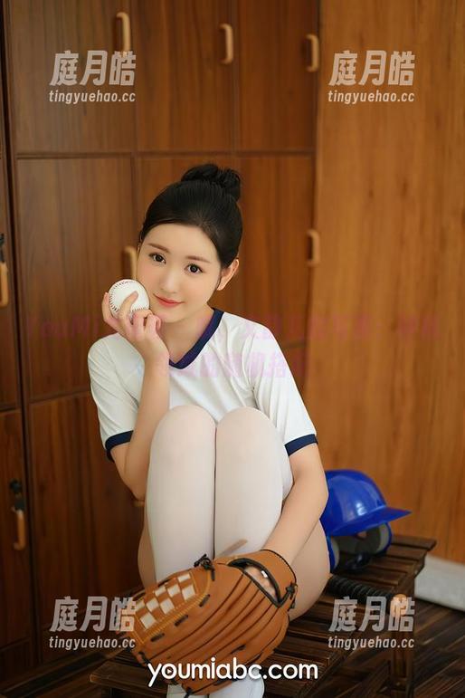 YouMi尤蜜荟-文静儿 YouMi尤蜜荟 - 哦,文静儿的写真:神秘领域的随机搭配