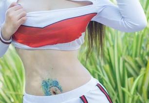 YouMi尤蜜荟 – 高清写真：白茹雪Abby和她的水手服，海浪都要嫉妒了嘛？