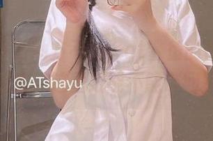 感觉有什么地方不对,at鲨鱼的吊带新娘既辣又美,这壁纸能不能带回家啊?