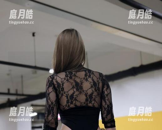 微密圈 - 合集中虽是网纱，却又像是在打篮球总是让人充满悬念的乙醇子