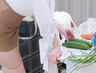 微密圈 – 周妍希：浴室里的优雅不只是一瞬，图集中的慢慢流转