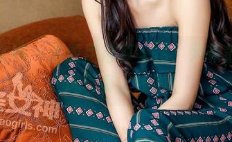 头条女神 – 资源用得真奢侈,尹菲最新修女风写真上线啦!