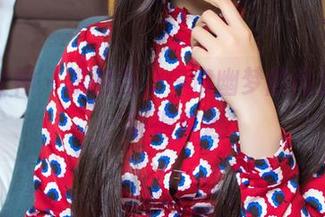 头条女神 – 李丽莎，一帘幽梦的高清写真，隔得真远