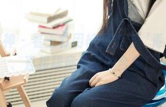 头条女神 – 看王竹用校服走出‘青涩’感、直接肆意开花的合集！