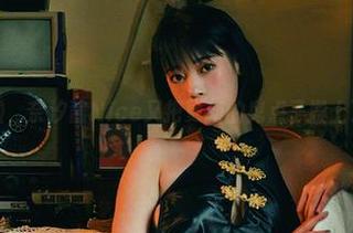 何芙来啦，奈汐酱Nice又把更新的鬼点子搬上了台面。