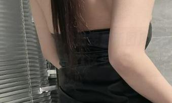 微密圈 – 放轻松，奶雯最新图库里的秘密其实都在这里啦～