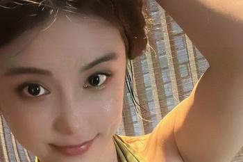 微密圈 – 一点小秀，奶雯的精选图片帮你打发无聊时光