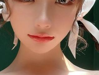 微密圈 – 眼镜下那双邪魅的眼，妮是老虎，又要出圈了！