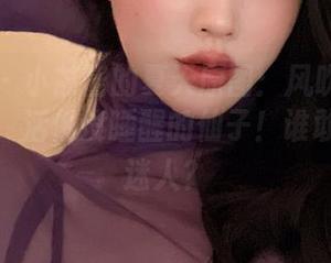 微密圈 – 小芯酱的夏天原图:风吹过那一头乱发,活像没睡醒的仙子!谁敢说她不迷人?