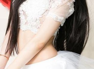 尤果网 – Angela楚楚的灰丝穿搭，私房美图里隐藏了多少小心思？