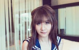 尤果网 – 这种安柔的圣诞写真,原图请不要对着灯泡看,可能会失明哦!