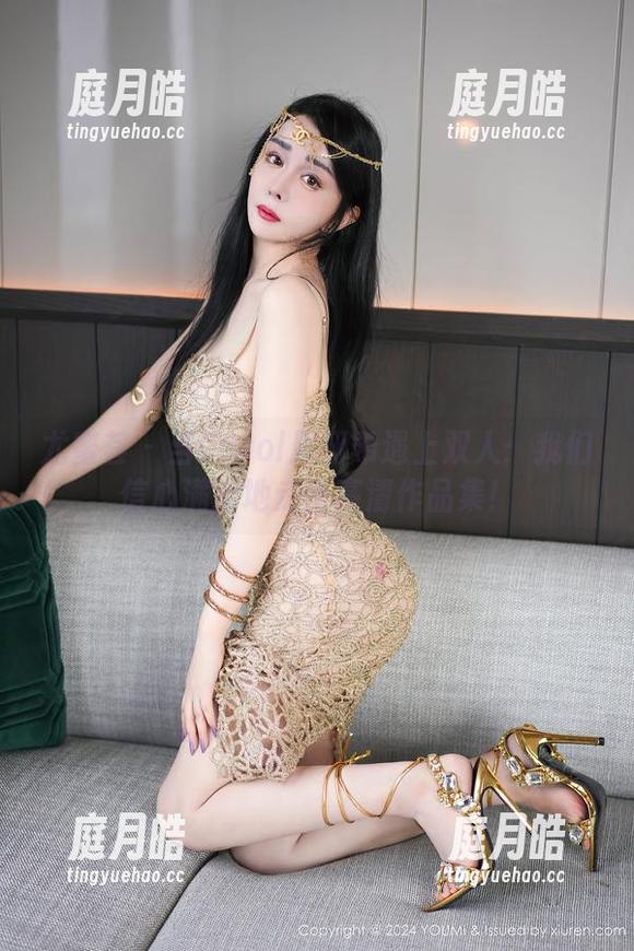 尤蜜荟 - 当Carol周妍希遇上双人：我们信心满满地走向高清作品集！
