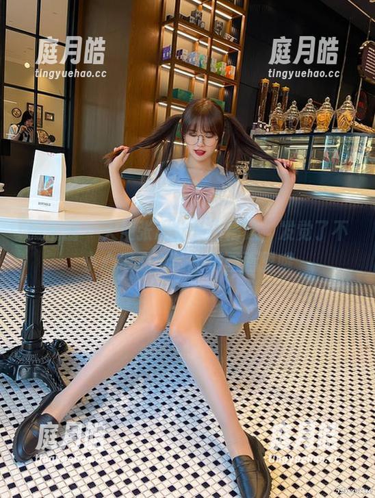 微密圈 - 天使张思允美图精选，发觉了不小心把心也给拉进画面里哦