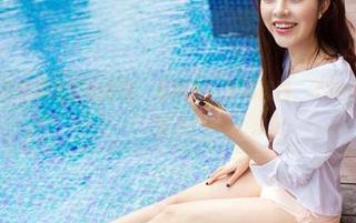 推女郎 – 衣柜和浴室的较量，星辰说：下载美图，不被水淋湿就不错了！