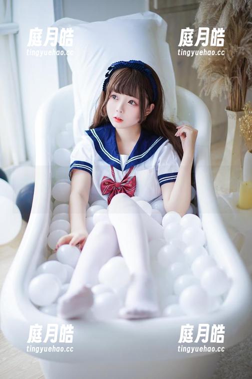 日奈娇 更衣室里的日奈娇,高清照片里藏着不少干货