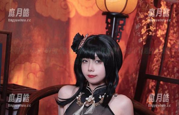 不得了，末夜787的“蕾姆女仆泳装”作品集，点击下载后的强烈但不知为何的期待！