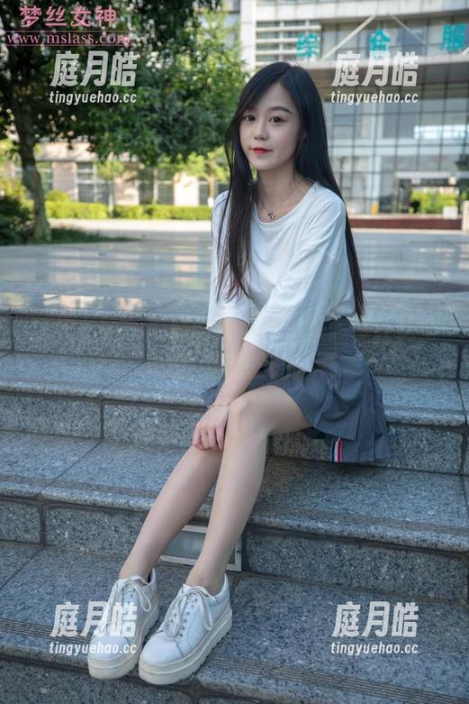 梦丝女神 - 璇璇的长筒袜，是怎样让这些美图闪闪发光的？