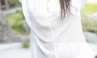 模范学院 – 想知道Ellie艾栗栗的私拍有多吸引？翻翻她的美图就懂了