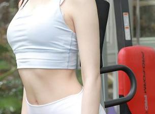 模范学院 – 被欧阳美萱的眼镜依赖拖到深夜——原图和套图的设计完全敌不过我的小心思。
