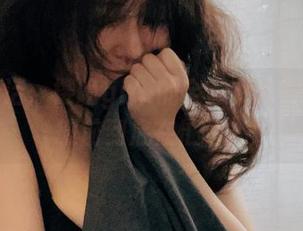 图片说话:樱晚gigi的全套女友状态,上班前到底在忙啥?