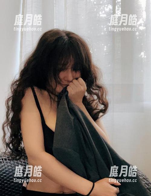 图片说话：樱晚gigi的全套女友状态，上班前到底在忙啥？