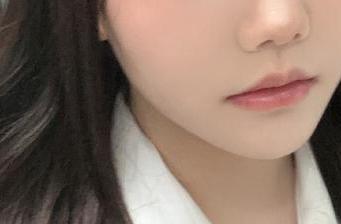 原图在此，洛可ss的女仆扮相，简直就是个可爱误会！