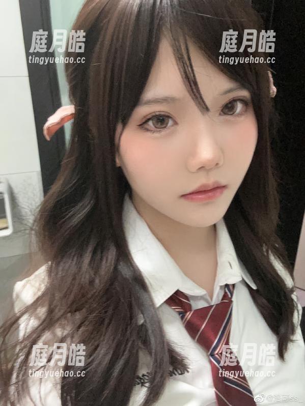 原图在此，洛可ss的女仆扮相，简直就是个可爱误会！